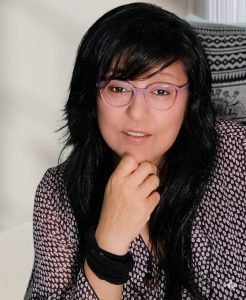 Naomi Vargas coach
